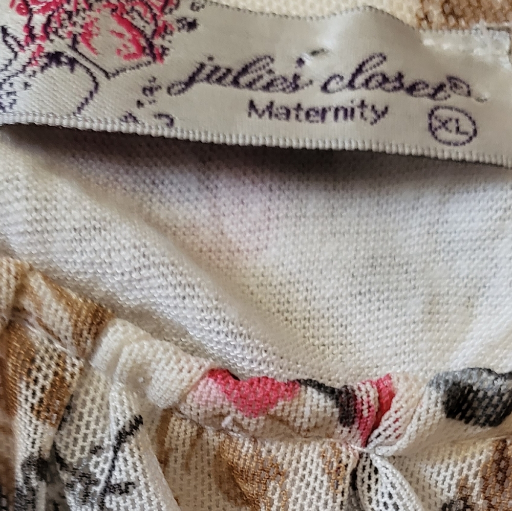 Julie's closet Maternity XL - Picture 2 of 2